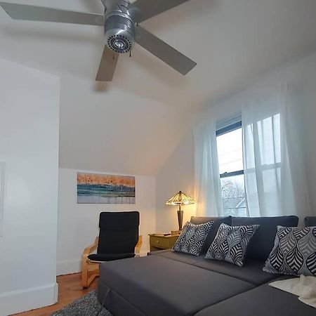 Historic W/Deck, King Bed & Air By Lake Michigan Manistee Exterior foto